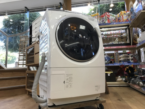 生活家電の洗濯乾燥機