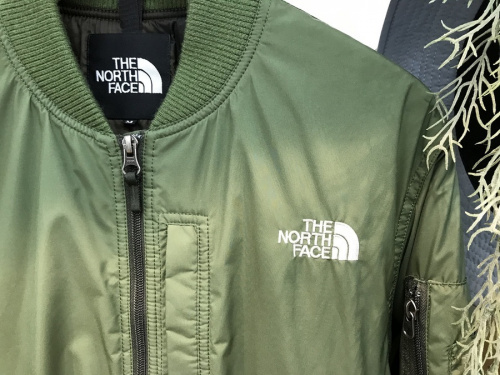 アウトドア用品のTHE NORTH FACE