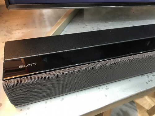 オーディオのサウンドバーシステム