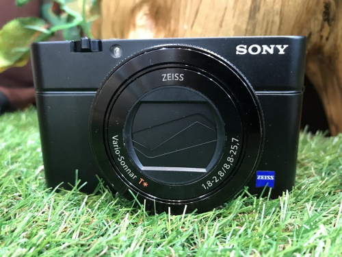 一眼レフカメラの八王子多摩高尾　カメラ　買取