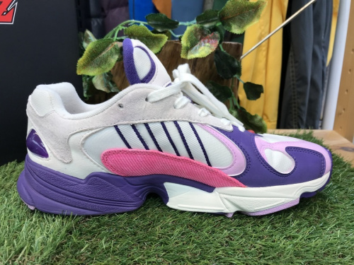 洋服 中古 八王子の八王子多摩立川 スニーカー 買取