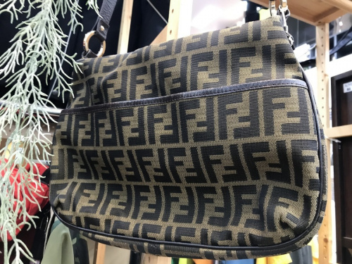 メンズファッションのバズリクソン