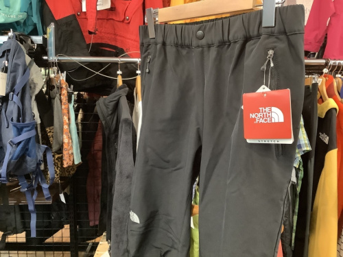 メンズファッションのパンツ