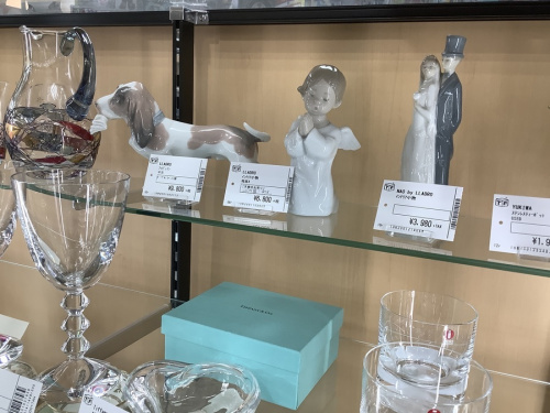 リヤドロの八王子多摩立川 置物 買取