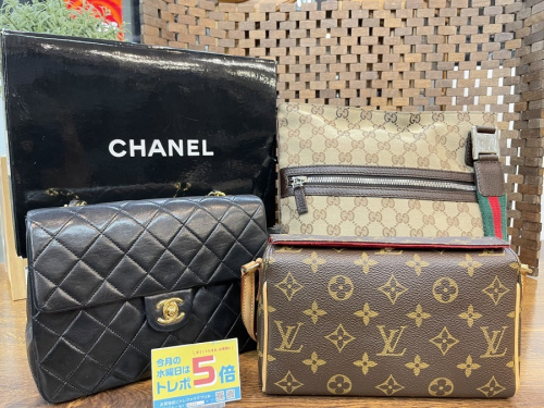 ブランド・ラグジュアリーのCHANEL(シャネル)