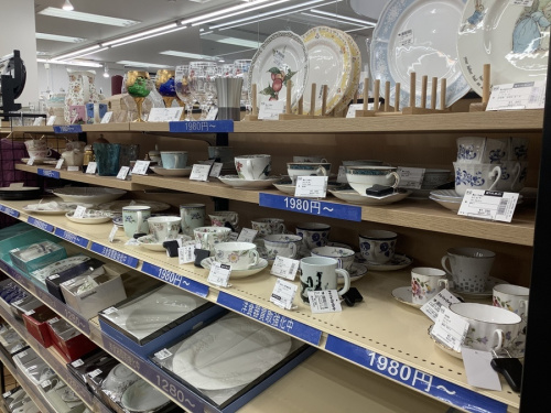 洋食器のキャンプ用品