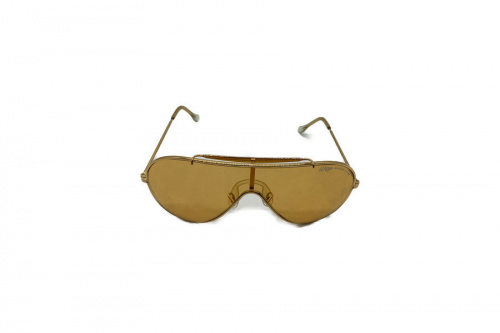 サングラスのRAY-BAN (レイバン)