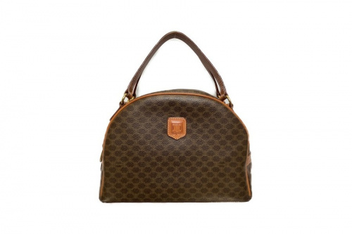 バッグのマカダム