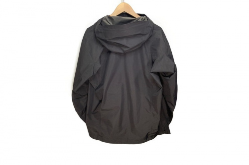 マウンテンパーカーのARC'TERYX(アークテリクス)