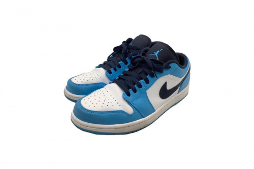 スニーカーのNIKE