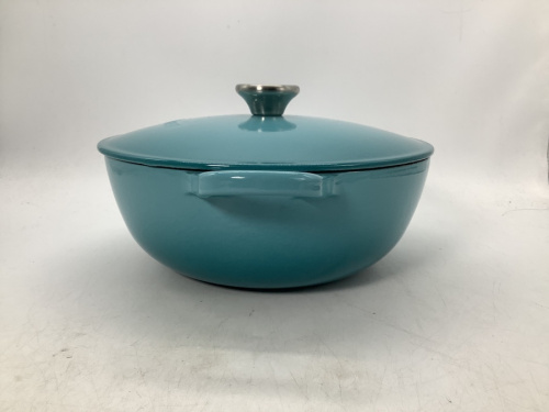 両手鍋のLE CREUSET