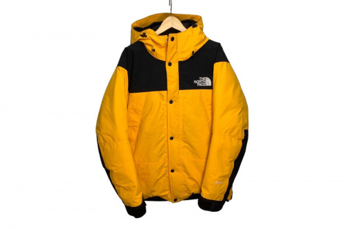 ジャケットのダウンジャケット