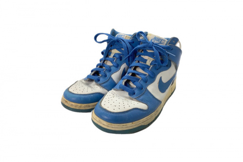 スニーカーのNIKE