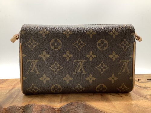 ルイヴィトンのCHANEL