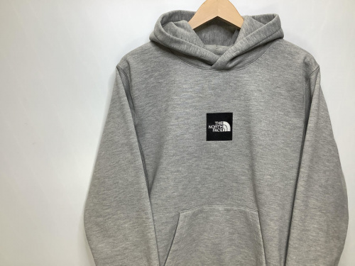 トップスのジャケット