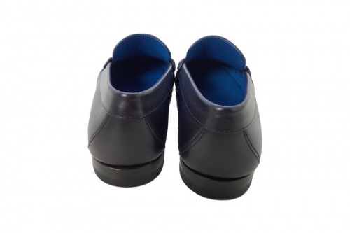 LOUIS VUITTONの革靴