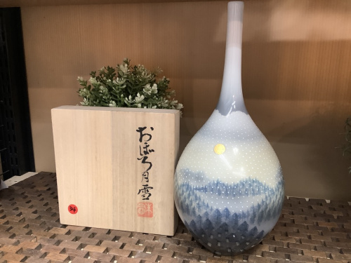 一輪挿しの花器