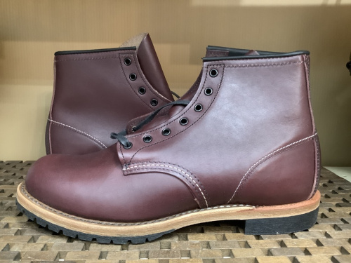 ベックマンブーツのRED WING