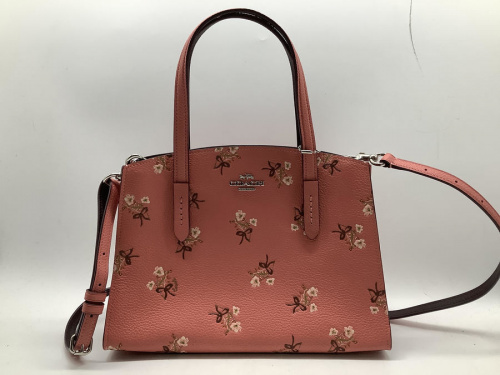 バッグの2WAYショルダーバッグ
