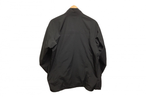 ソラノジャケットのARC'TERYX