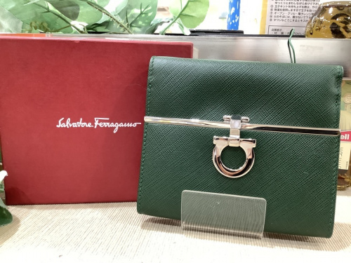 ブランドの財布