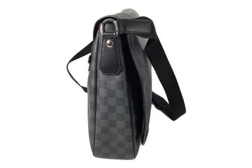 ショルダーバッグ