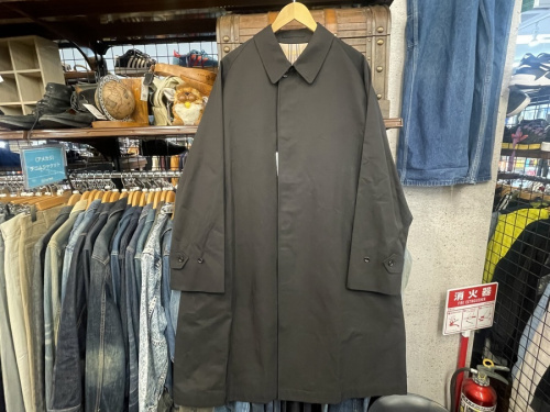 コートのANATOMICA