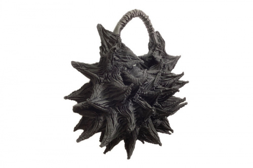 クレセントバッグのハンドバッグ