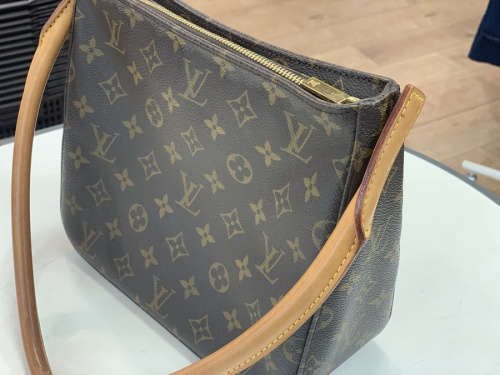 ルーピングmmのLOUIS VUITTON