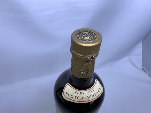 バランタインのBALLANTINE