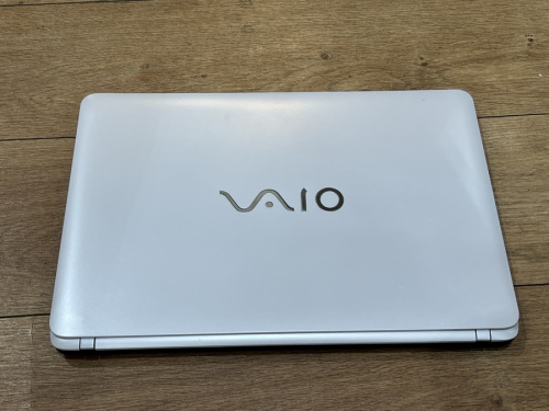 ノートパソコンのSONY