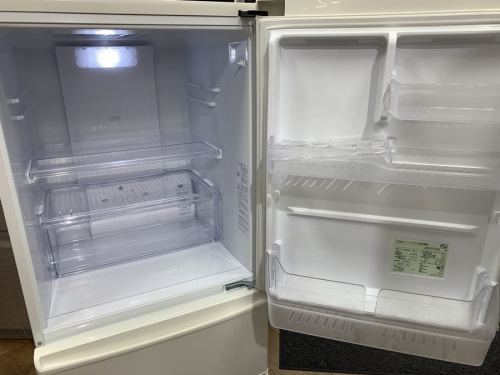 3ドア冷蔵庫のAQUA