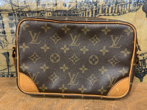 トロカデロ23のLOUIS VUITTON