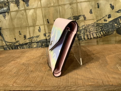 LOUIS VUITTONのエスカル