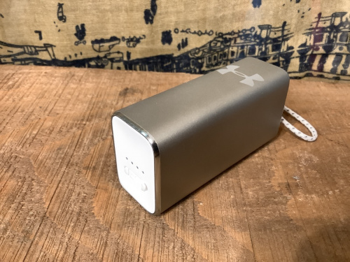 アンダーアーマーのワイヤレスイヤホン