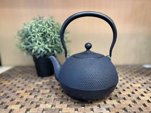 喫茶の急須（鉄瓶）