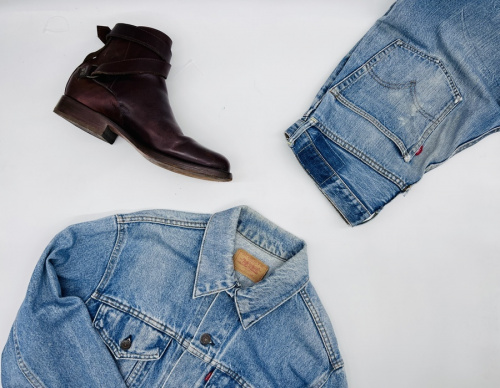 カットソーのTシャツ