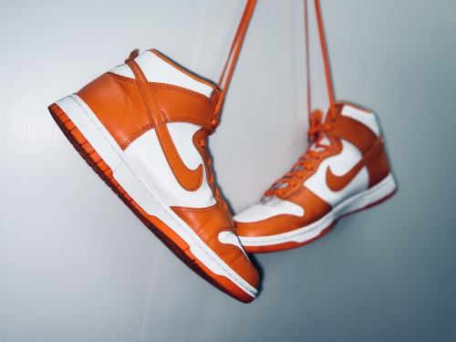スニーカーのNIKE