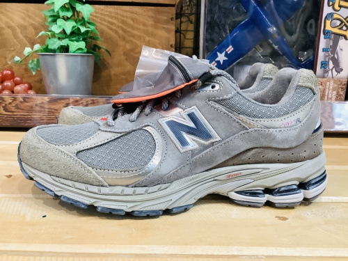 スニーカーのNEW BALANCE