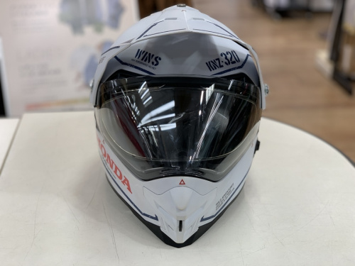 WINS CROWN HELMETのヘルメット