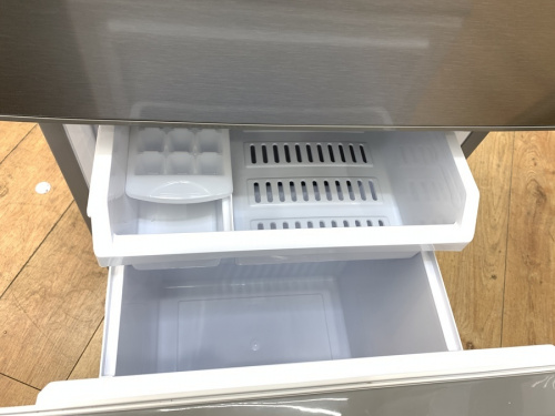 2ドア冷蔵庫のAQUA