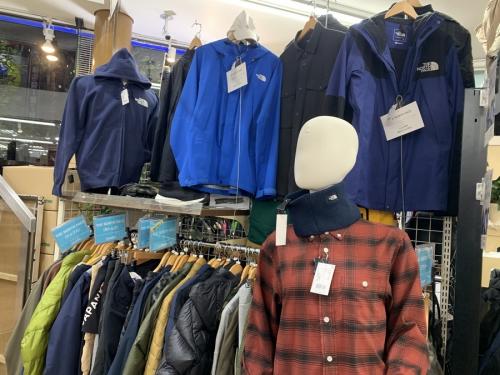 モンクレールのTHE NORTH FACE
