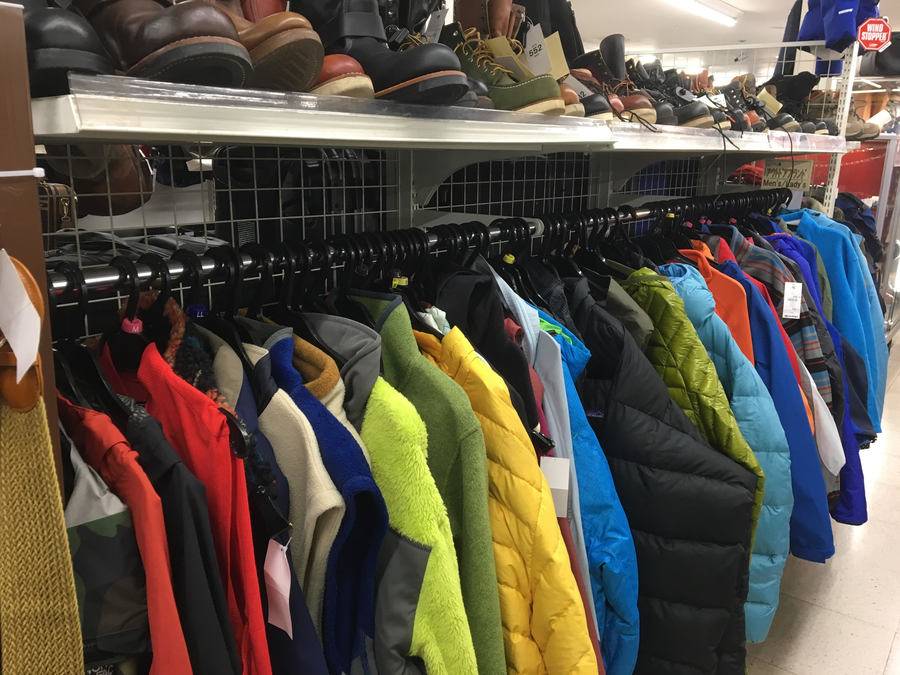 SAGA FOXの毛皮ハーフコートを買取入荷しました！！【三鷹店】｜2016年