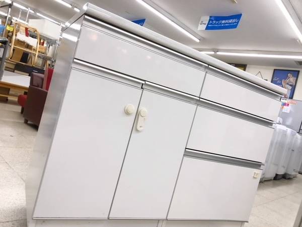 ユーアイ キッチンカウンターが入荷中です！【三鷹店】｜2018年07月22 