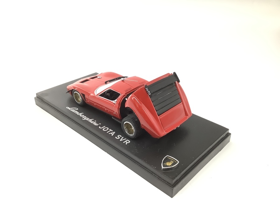 スマホで購入】幻のスーパーカー「ランボルギーニイオタSVR」1