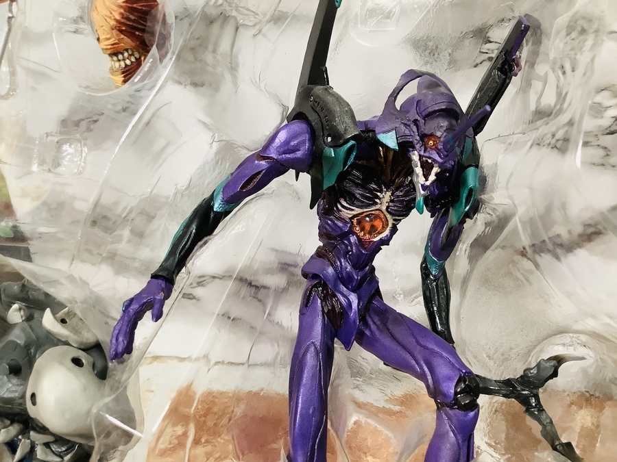 新世紀エヴァンゲリオン】初号機 第三使徒 サキエルVerが入荷