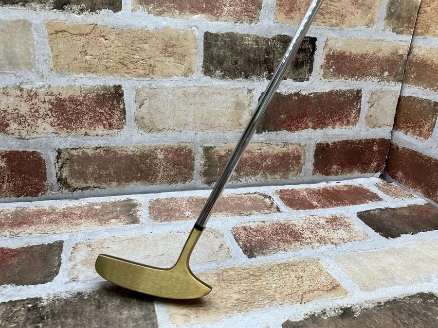 青木功モデルのパターが入荷いたしました！！｜2022年03月03日