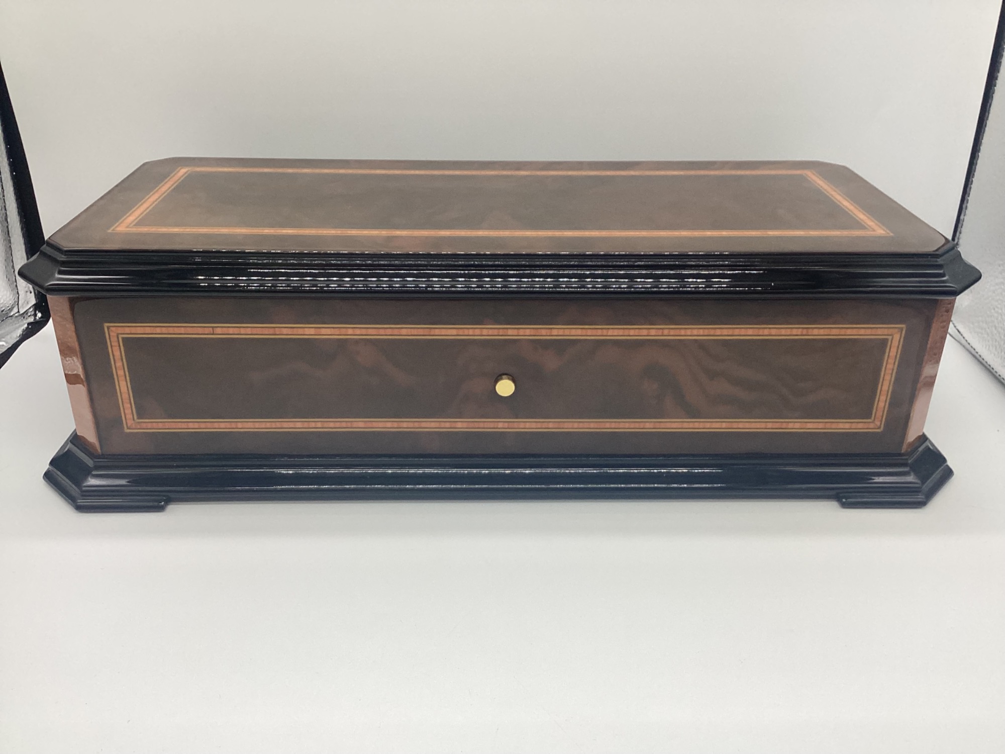 50弁オルゴール REUGE(リュージュ) 入荷しました！｜2023年09月