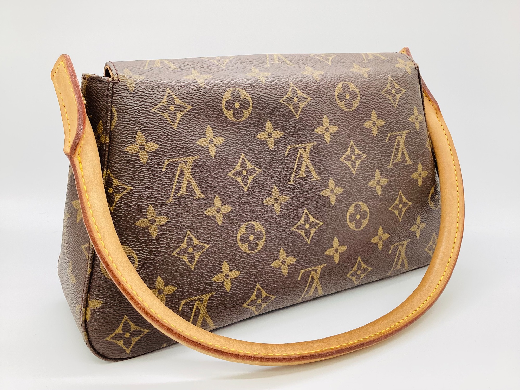 LOUIS VUITTON(ルイ・ヴィトン) M51147 入荷しました！｜2023年