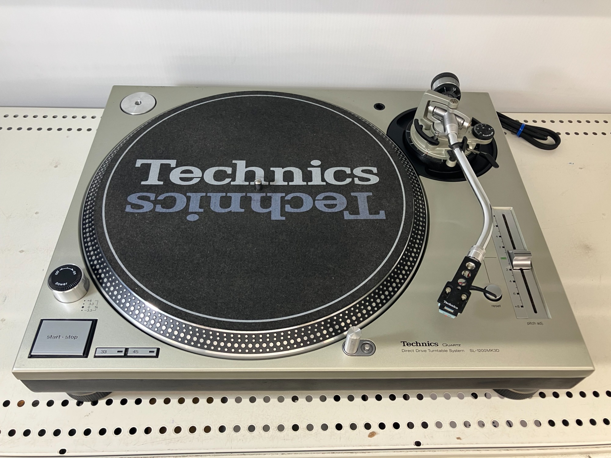 【地球のリサイクル】Technics ターンテーブル　1台 地球のリサイクル】Technics ターンテーブル 1台 地球の